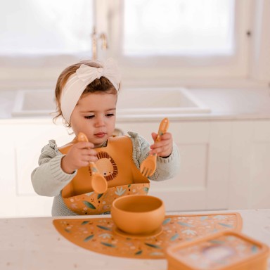 Silicone Bib - Chompy the Lion