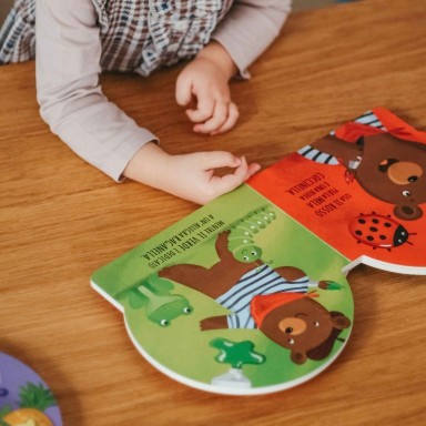 Shaped books. Colours