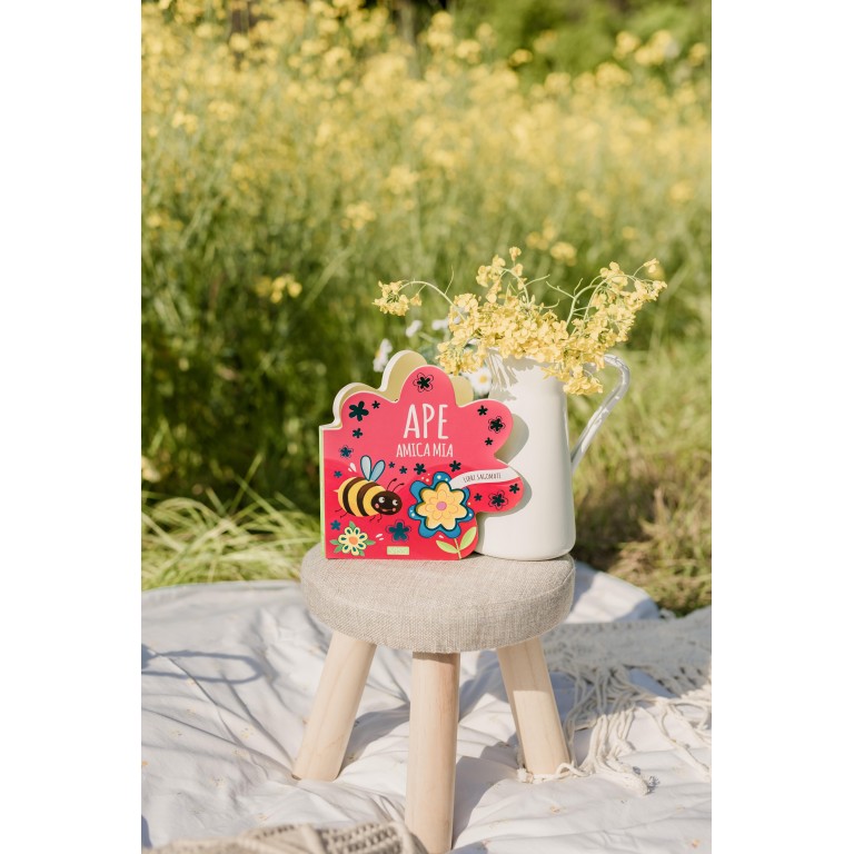 Livres en forme. Mon amie l'abeille