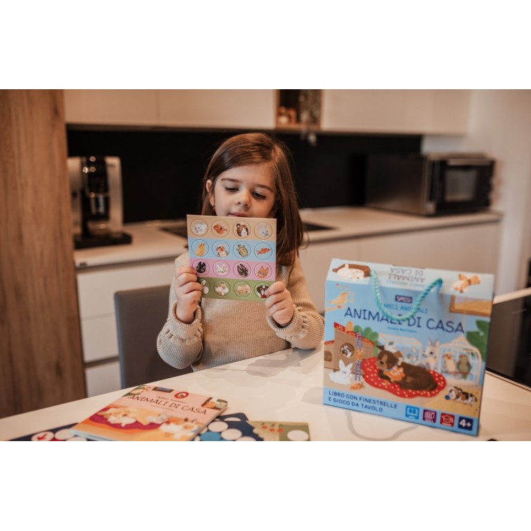 Nos amis les animaux. À la maison