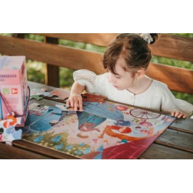 Puzzle et livre. La belle au bois dormant