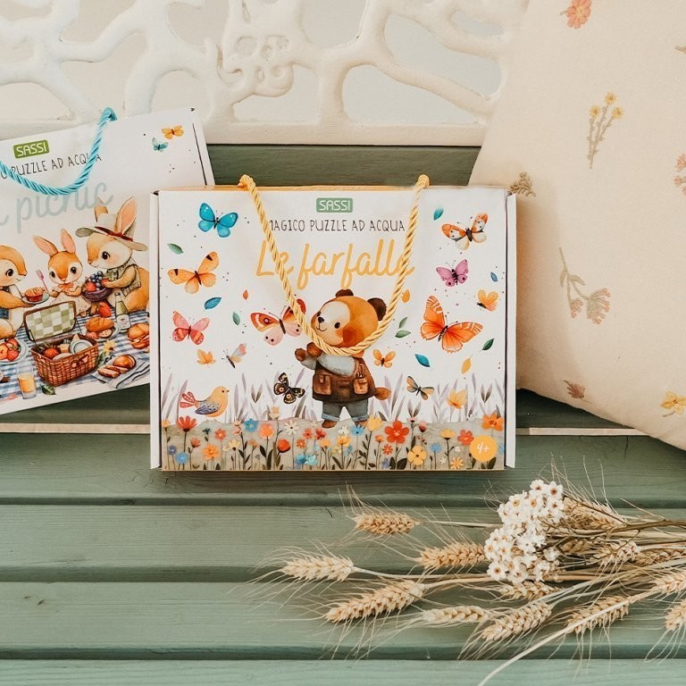 Puzzle magique à l'eau. Les papillons